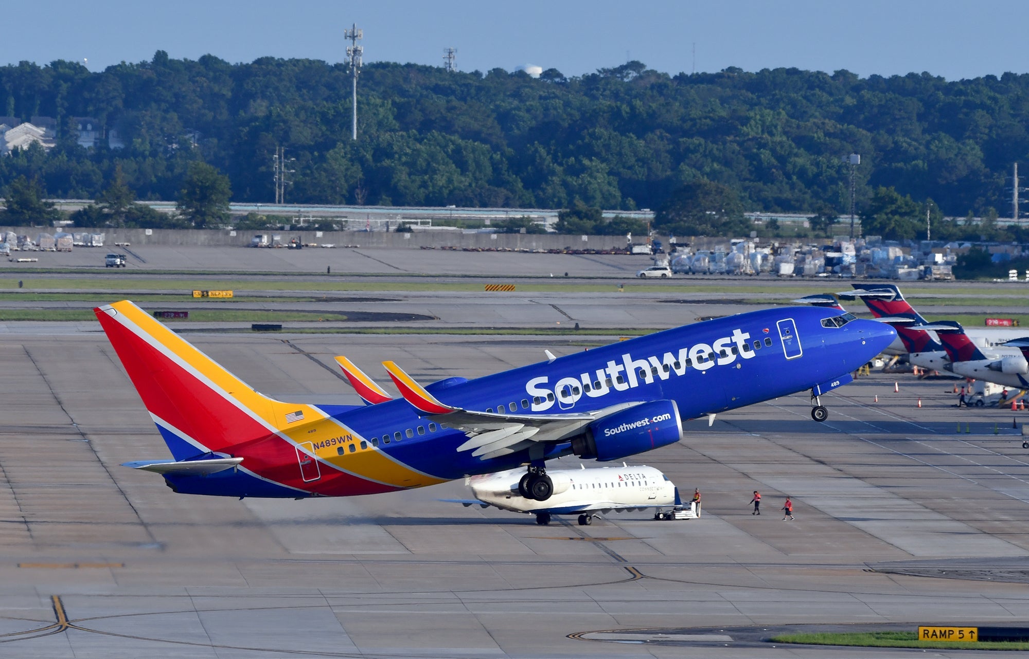 Southwest 737-700 takeoff