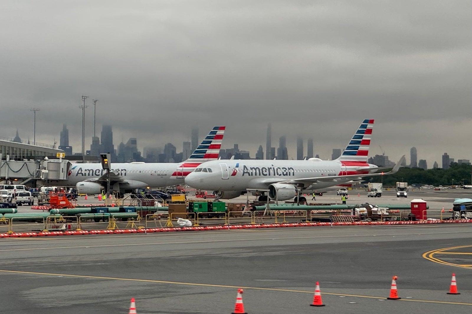 aa laguardia