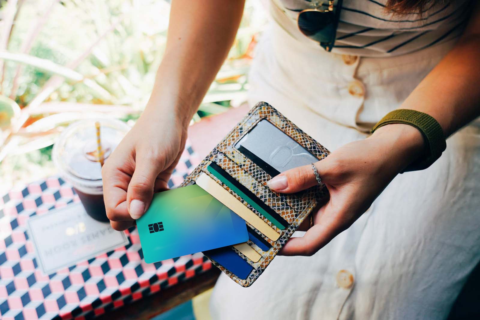 Generic TPG Card_Lifestyle-Montreal